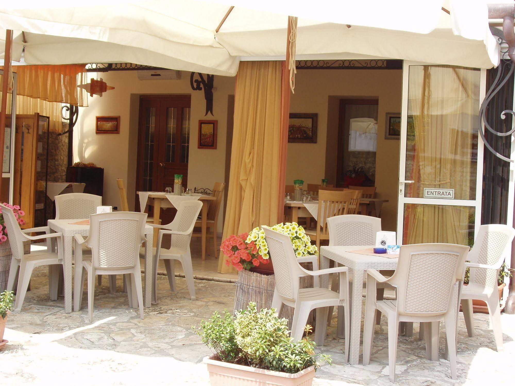 Locanda Ai Archi Farra di Soligo Esterno foto