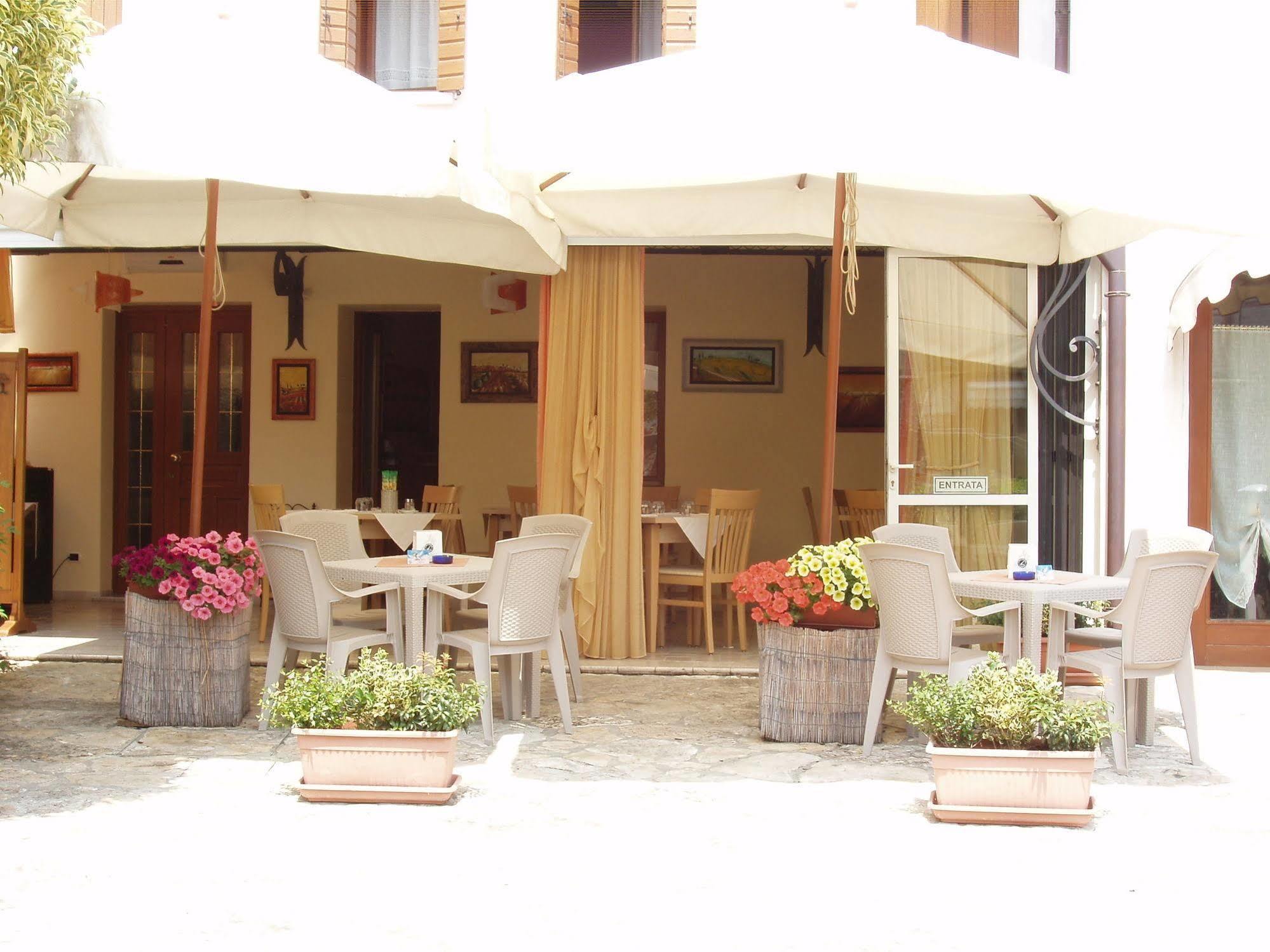 Locanda Ai Archi Farra di Soligo Esterno foto